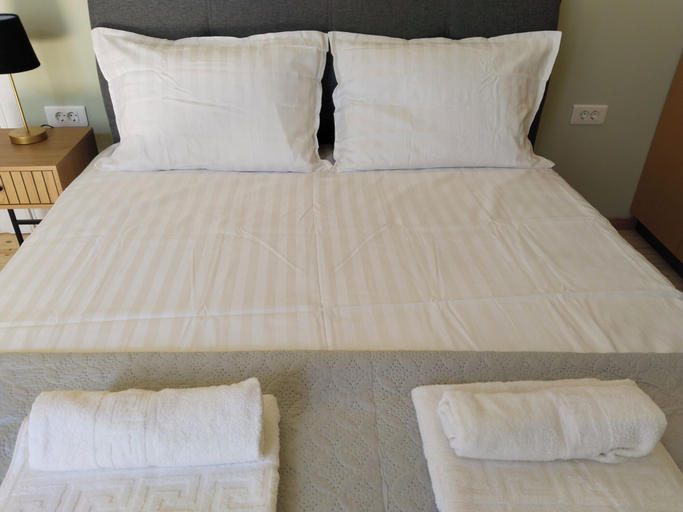 Bedroom 3, 1920 classic, Peloponnese