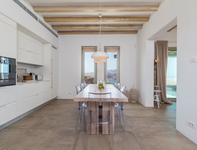 Dining 4, Charming Villa Near Ftelia Beach, East Macedonia and Thrace