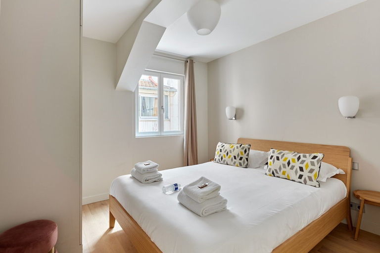 Room 3, Superb apartment Porte Maillot / Arc de Triomphe, Paris