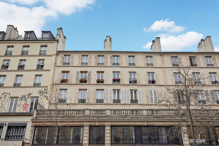 Exterior, Superb 3 Bedroom Flat in the Center of Paris, Paris
