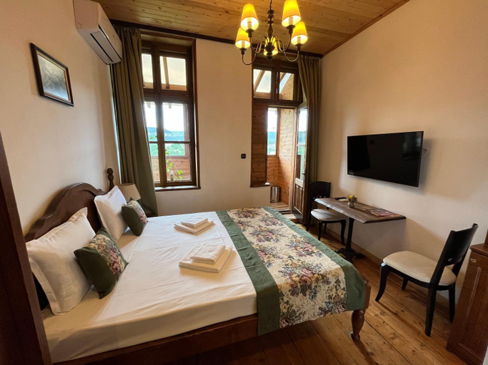 Bedroom 2, Tsarevets Residence, Veliko Tarnovo