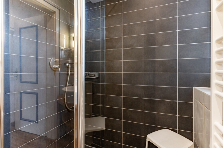 Bathroom 2, Ferienwohnung mit Terrasse in St. Peter-ording, Nordfriesland