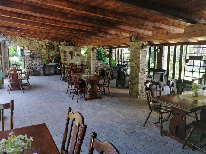 Food & Drinks 3, Pensiunea Dumbravita Rau Mare - Retezat, Rau De Mori