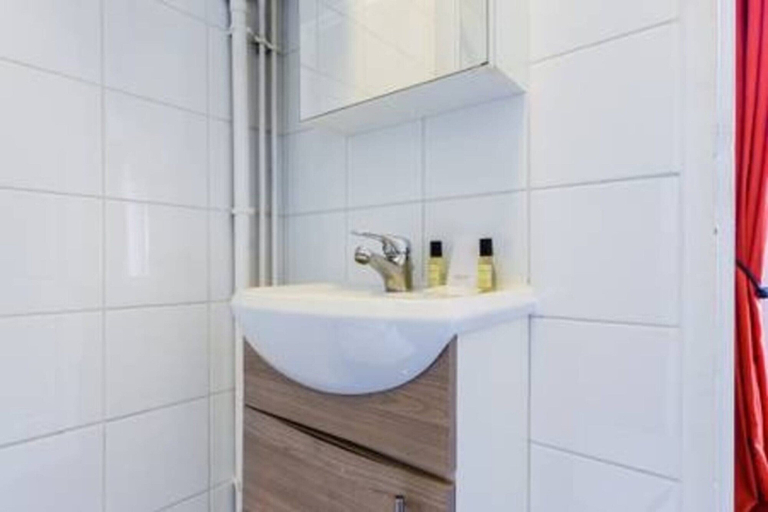 Bathroom 4, Magnificent Studio - 2P - Pantin, Seine-Saint-Denis