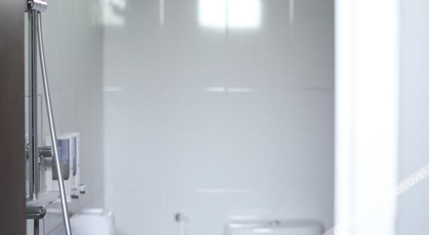 Bathroom, Keboen Ndalem Homestay Semarang, Semarang