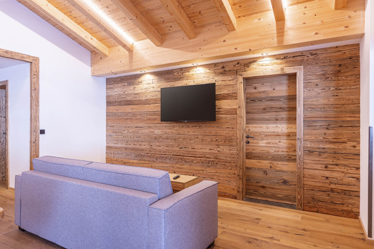 Living area, Lush apartment in Tyrol with sauna, Reutte