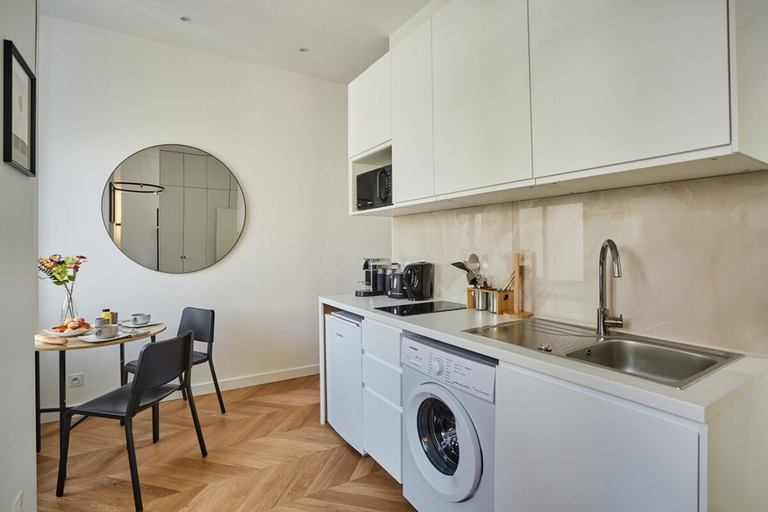 Private kitchen 5, Modern Studio Arc de Triomphe Monceau, Paris