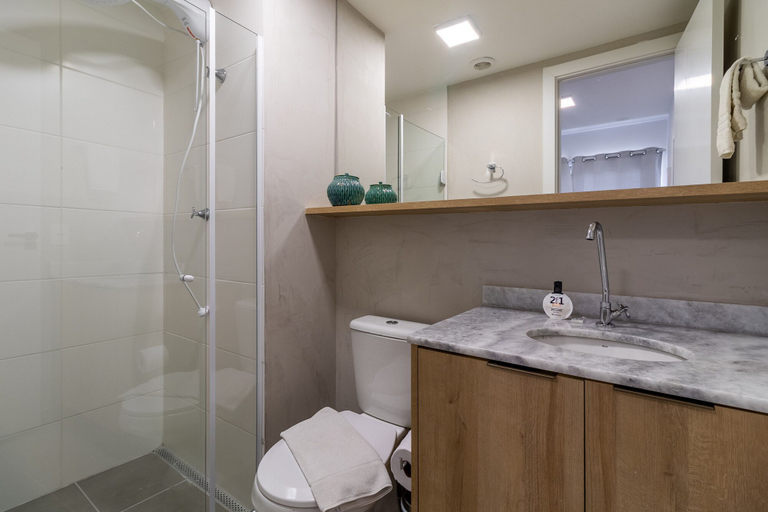Room 4, Sa1342-514 in S o Paulo, São Paulo