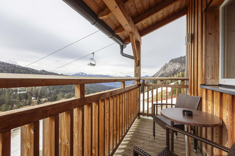 Property grounds, Nice Chalet With Private Sauna, Hermagor