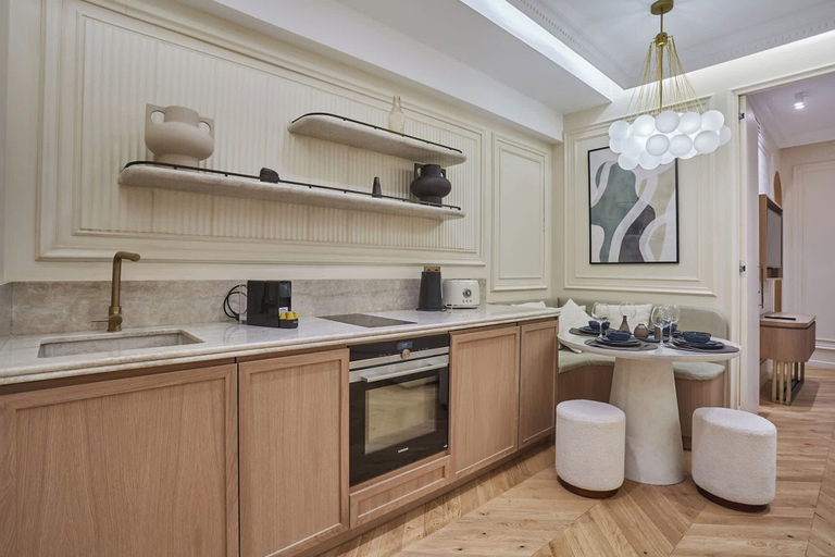 Private kitchen 5, New/suite Air-conditioned Opera/louvre/ 2 Bedrooms, Paris