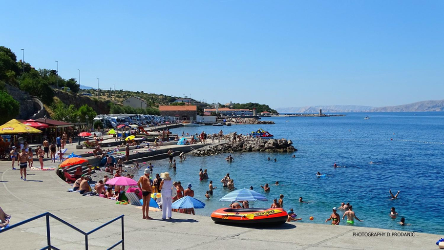 Others 4, Apartment Marino, Senj