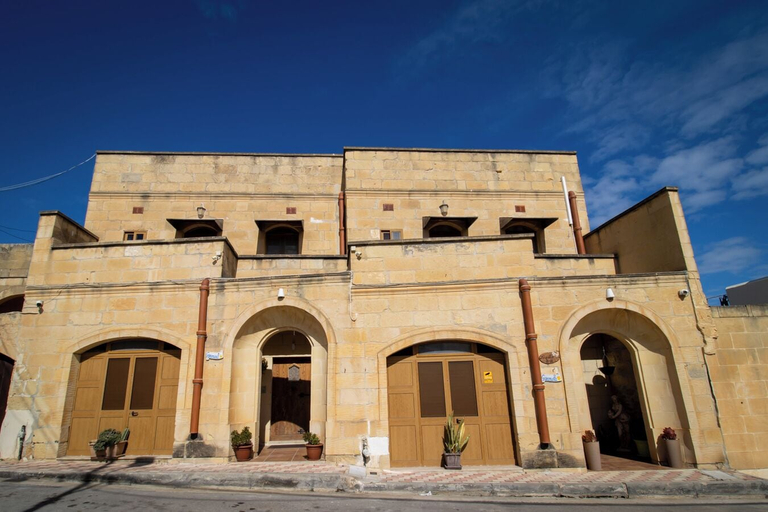 Exterior & Views, il figolla