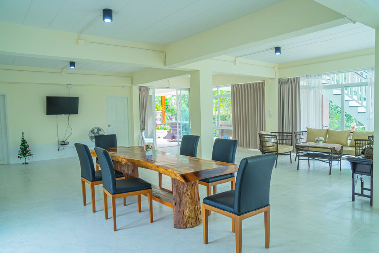 Food & Drinks 3, Farinda Resort & Pool Villa, Chom Thong