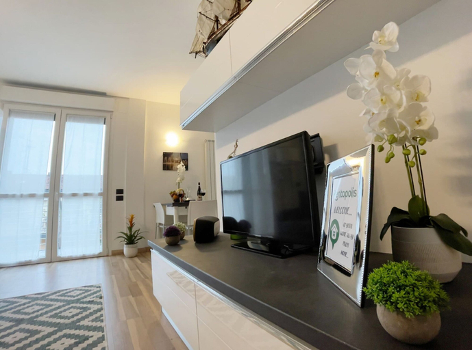 Interior 2, Chic Apt Near Piazza Duomo, Milan, Milano