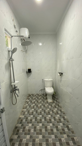 Bathroom 5, Asaan homestay, Bandung