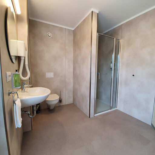 Bathroom 5, Luxury Family Holiday Home With Wellness, Clervaux