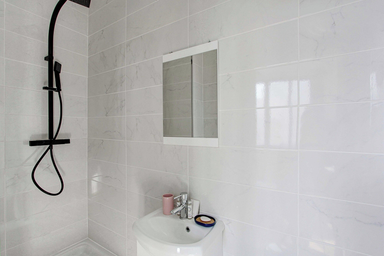 Bathroom, Cosy Studio - 2P - Parc de Belleville, Paris