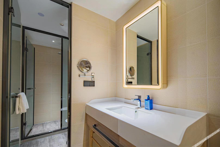 Bathroom 3, Hanting Hotel Jiujiang Gongqingcheng High-speed Railway Station, Jiujiang