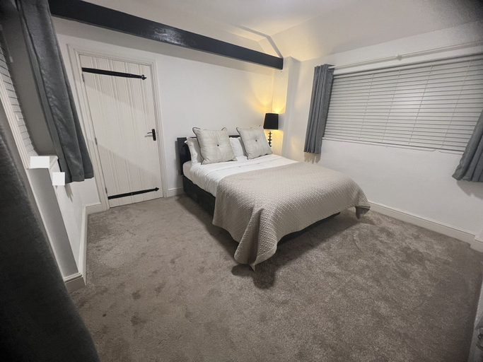 Bedroom 3, Hilston Park, Monmouthshire