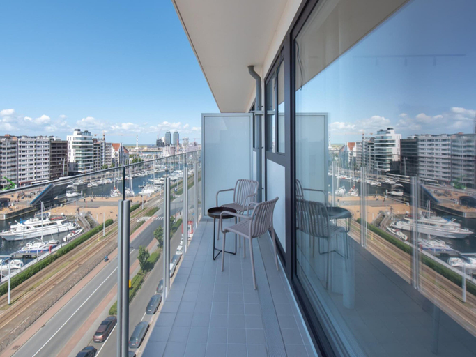 Balcony 4, Apartment in Ostend Near Marina & Park, West-Vlaanderen