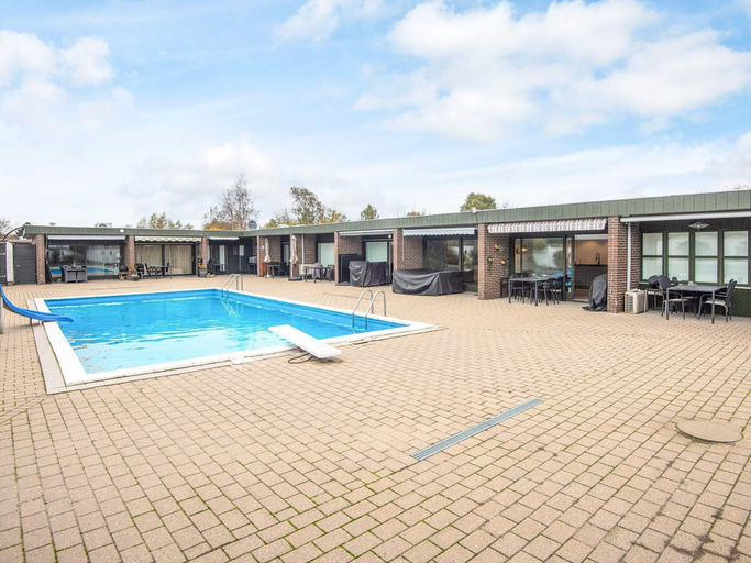Pool 5, 4 Person Holiday Home in Glesborg, Norddjurs