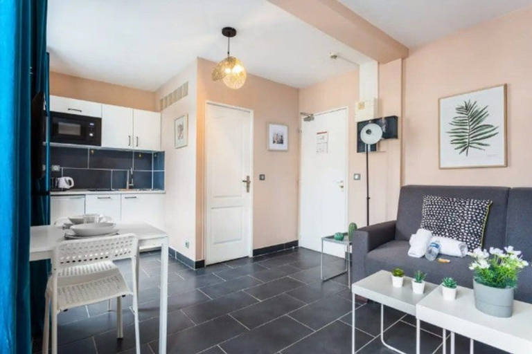 Living area 2, Magnifique Studio 5 - Edouard Vaillant, Seine-Saint-Denis