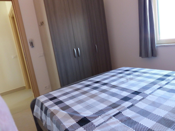 Room 4, Apartment in Tropea With Sea Views, Vibo Valentia