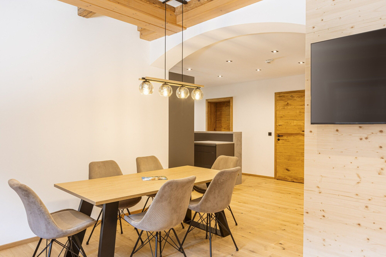 Dining, Appealing apartment in Tyrol near skiing, Reutte