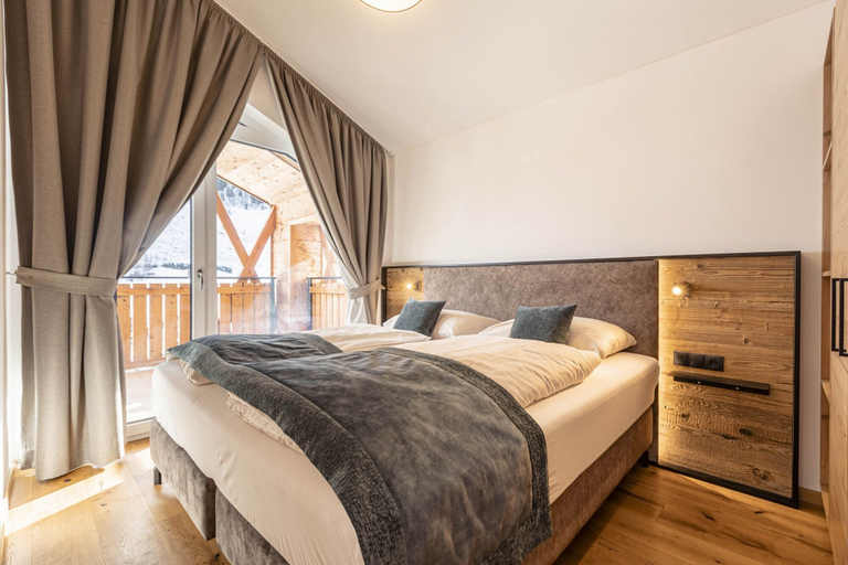 Room 4, Modern Apartment 100 m From ski Area, Zell am See