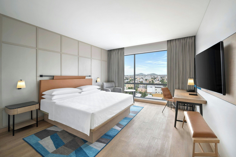 Bedroom 3, Four Points by Sheraton Chennai, Velachery, Chennai