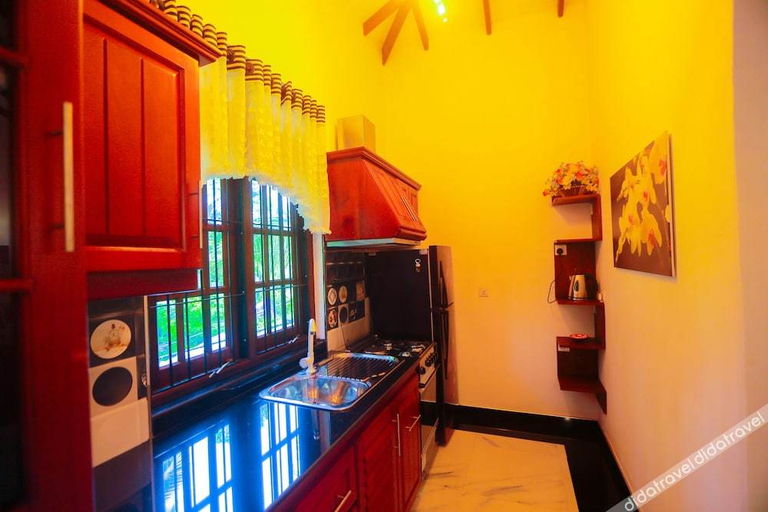 Food & Drinks 5, Sri Lankan Villa, Habaraduwa