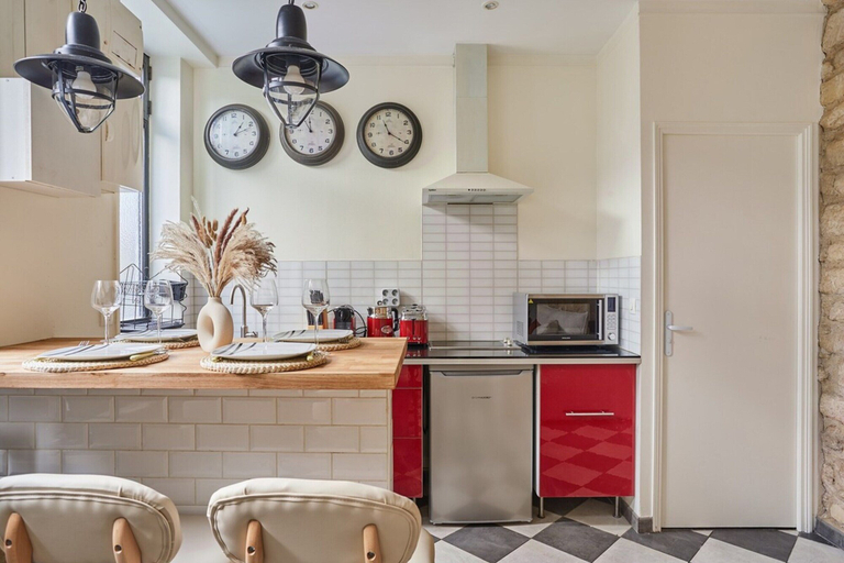 Private kitchen 4, Sublim Apartement Center of Paris, Paris