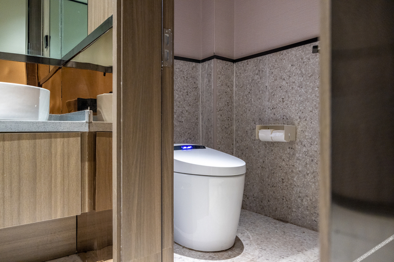 Bathroom 3, Hanting Hotel Zhangye Municipal Government, Zhangye
