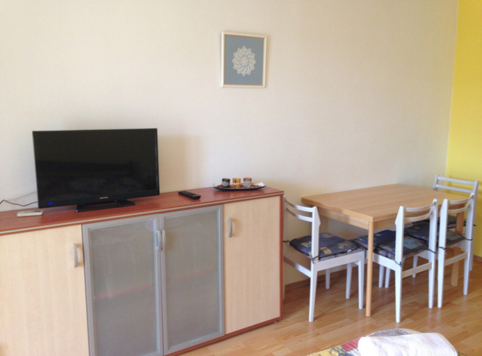 Dining, Beautiful Apartment With View, Poreč