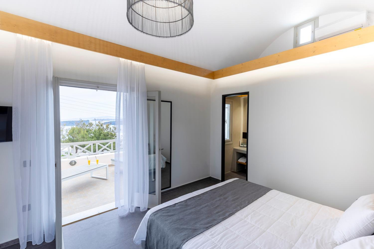 Bedroom 2, Williams Houses, South Aegean