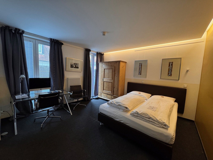 Bedroom 2, Apart Hotel Fulda, Fulda