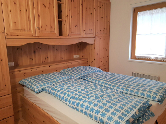 Room 5, Bright apartment near thermal springs, Spittal an der Drau