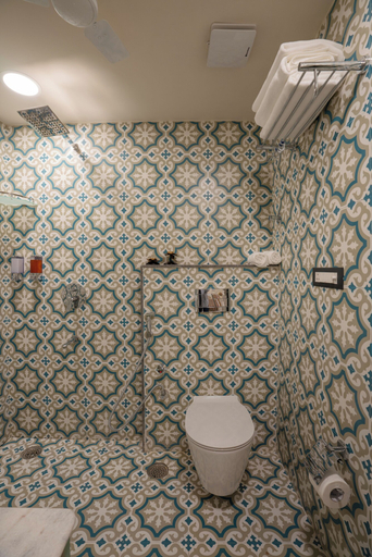Bathroom 5, Burad Vilas 1911 A Boutique Stay, Jaipur