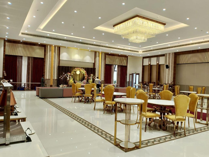 Food & Drinks 4, PUSHPAK HOTEL & CONVENTION, Khordha