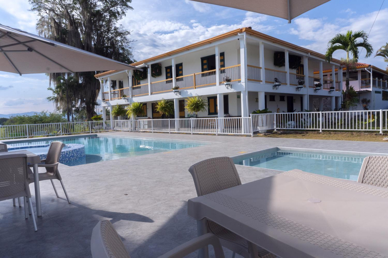 Sport & Beauty 5, Colina del Sol Hotel Hacienda, Filandia