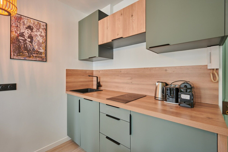 Private kitchen, Studio Center of Paris in Montorgueil, Paris