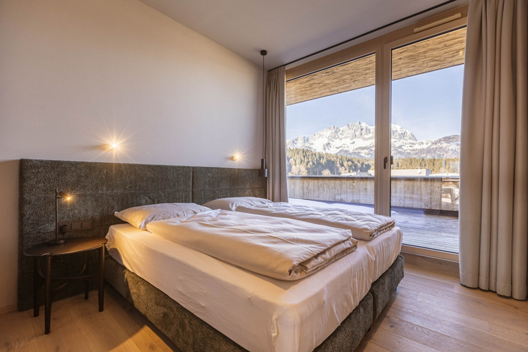 Room 5, Apartment With 3 Private Terraces, Kitzbühel