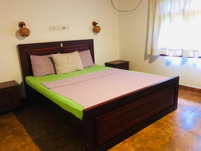 Bedroom 2, Sole Ape Villa, Dickwella