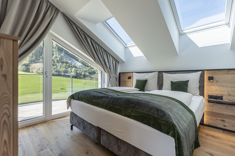 Room 3, Penthouse in Rauris Near ski Area, Zell am See