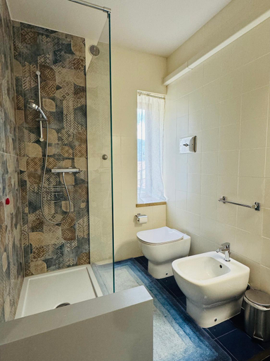 Bathroom 4