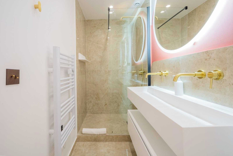Bathroom 2, Cosy Studio - Hyper Centre St Tropez, Var