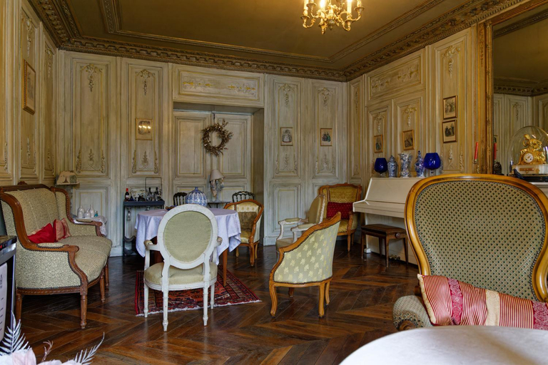Food & Drinks 5, Chateau Du Four De Vaux, Nièvre