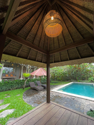 Swimming Pool 10