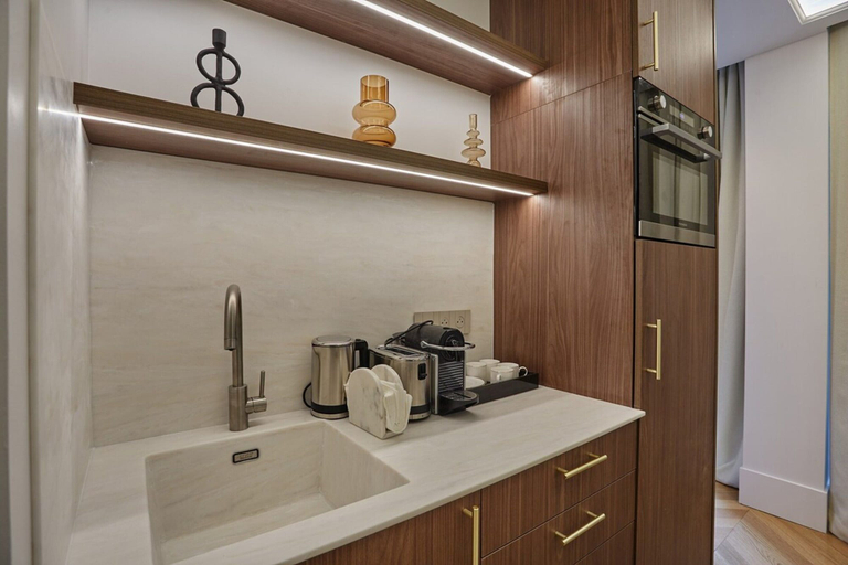 Private kitchen, Elegant Flat Matignon Avenue Faubourg St Honore, Paris