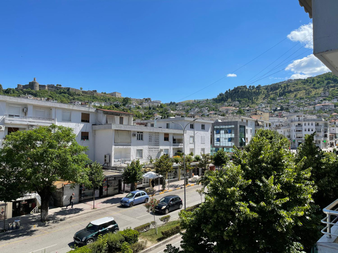 Others 3, Hotel Freskia, Gjirokastrës